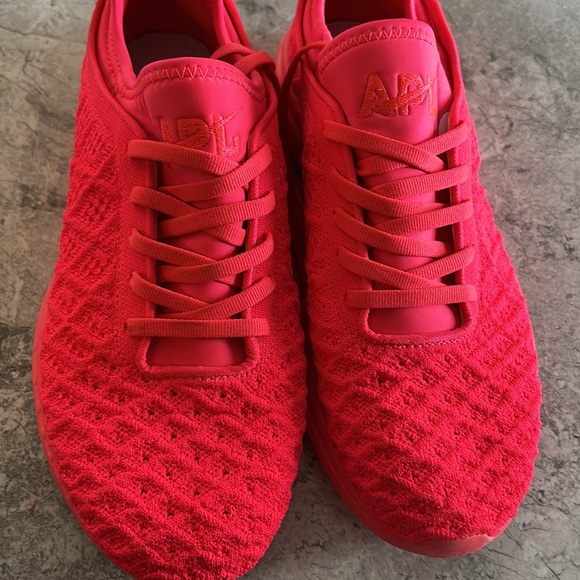 APL Techloom Phantom - Picture 2 of 4